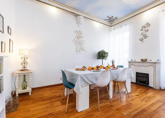 Risso - Comfortable 3 Bedrooms With Balcony *