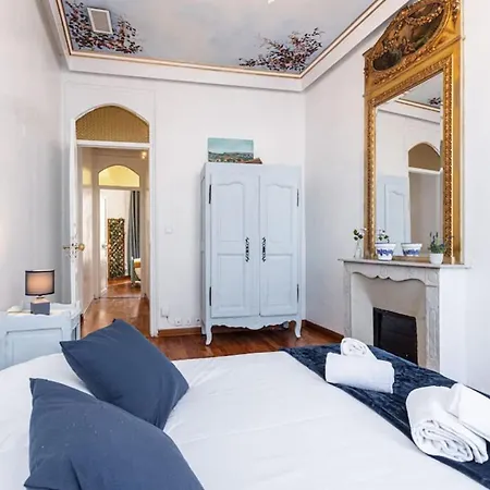 公寓 Risso - Comfortable 3 Bedrooms With Balcony