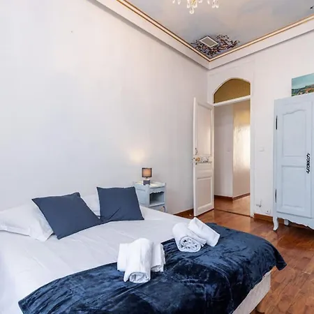 Apartman Risso - Comfortable 3 Bedrooms With Balcony Nizza