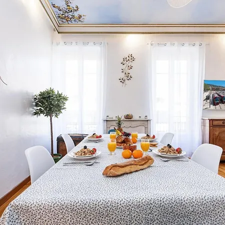 Risso - Comfortable 3 Bedrooms With Balcony 尼斯