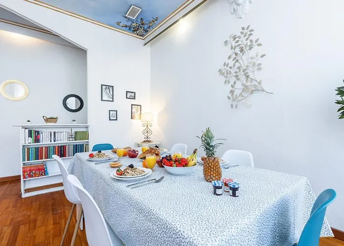 Apartmán Risso - Comfortable 3 Bedrooms With Balcony